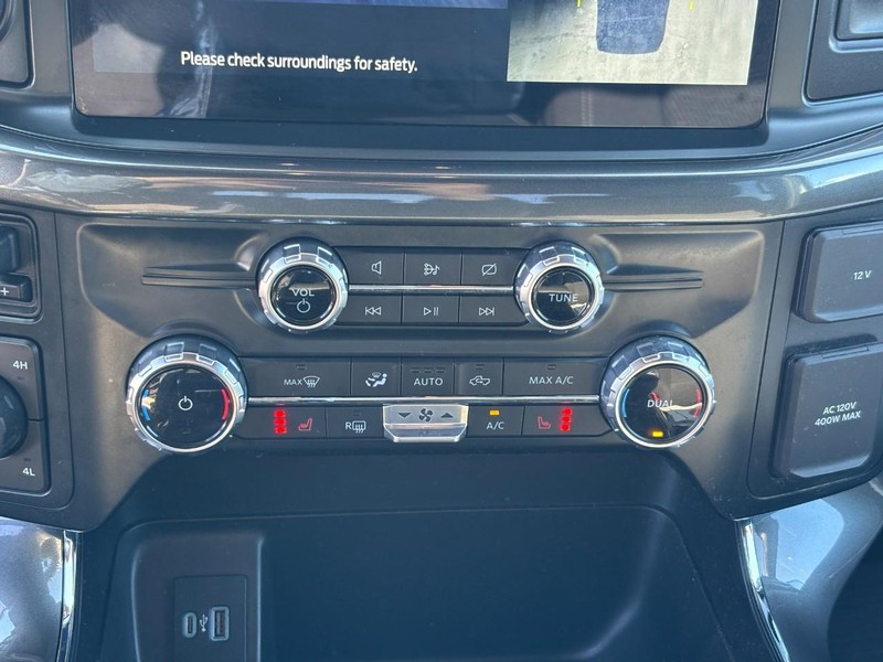 Ford F-150 Vehicle Full-screen Gallery Image 24