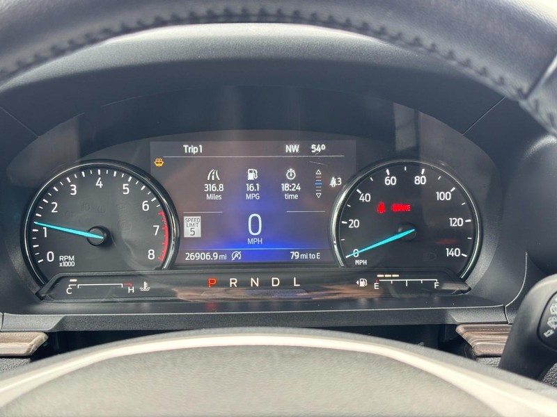 Ford Explorer Vehicle Image 21