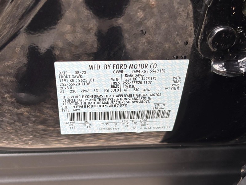 Ford Explorer Vehicle Image 25