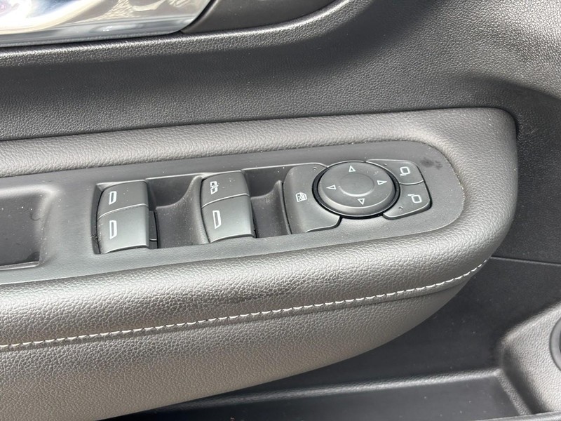 GMC Terrain Vehicle Image 17