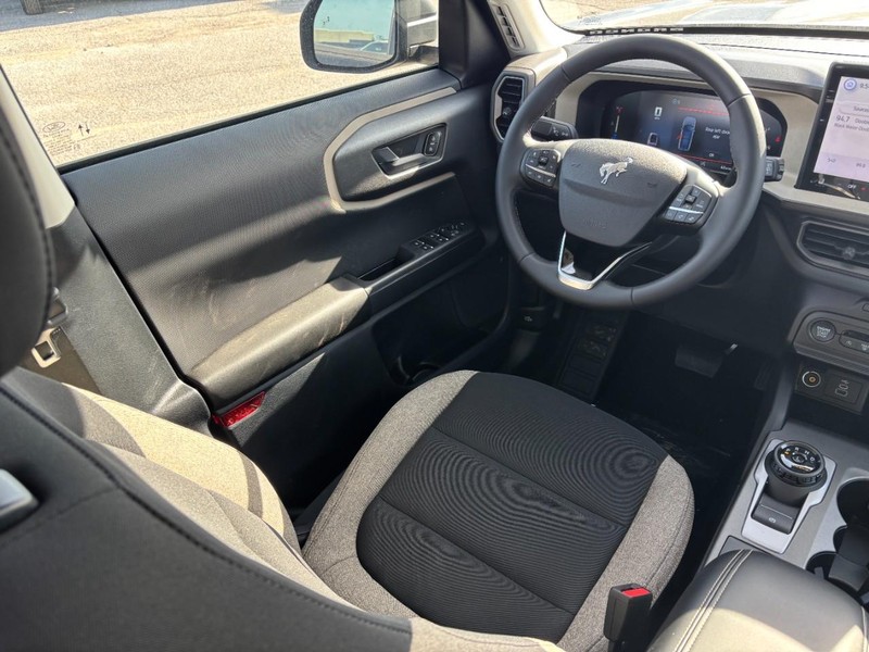 Ford Bronco Sport Vehicle Image 13