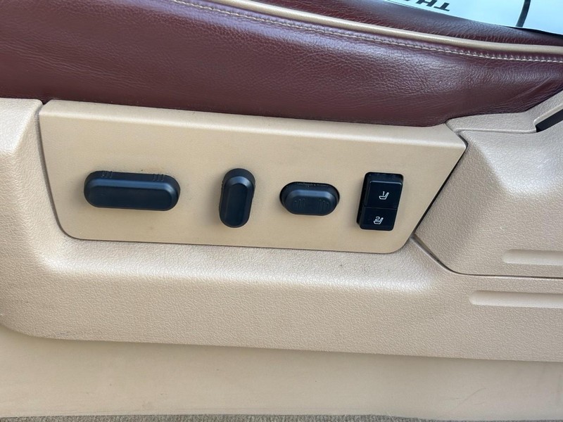 Ford F-150 Vehicle Image 16