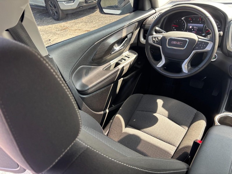 GMC Terrain Vehicle Image 14