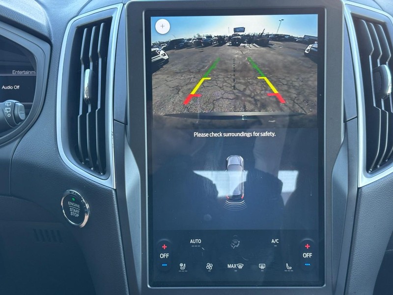 Ford Edge Vehicle Image 22