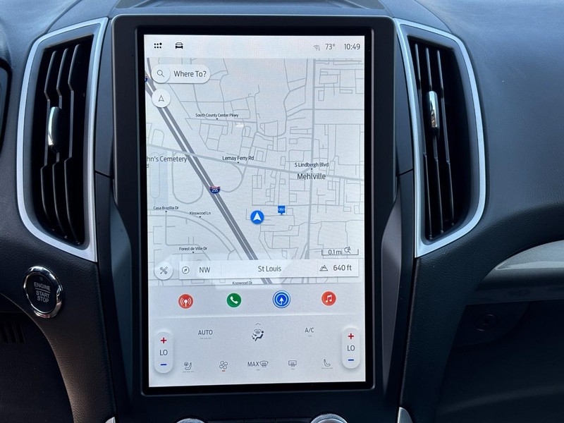 Ford Edge Vehicle Full-screen Gallery Image 22