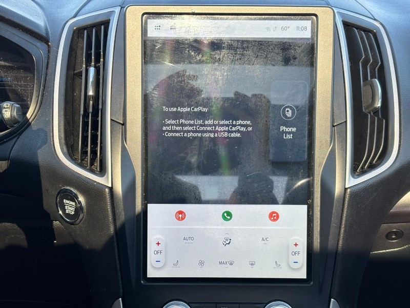 Ford Edge Vehicle Full-screen Gallery Image 21