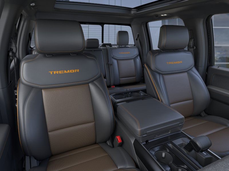 Ford F-150 Vehicle Full-screen Gallery Image 12