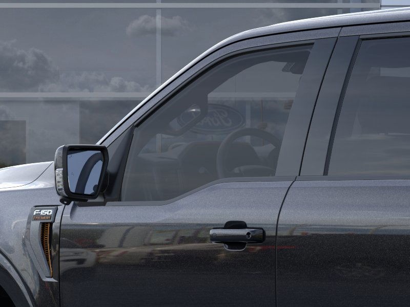 Ford F-150 Vehicle Full-screen Gallery Image 22