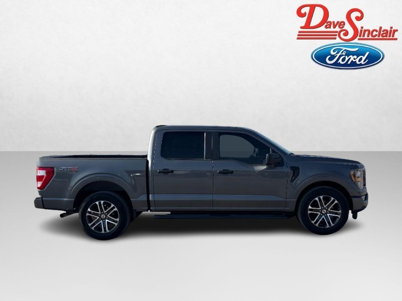 Ford F-150 Vehicle Full-screen Gallery Image 05