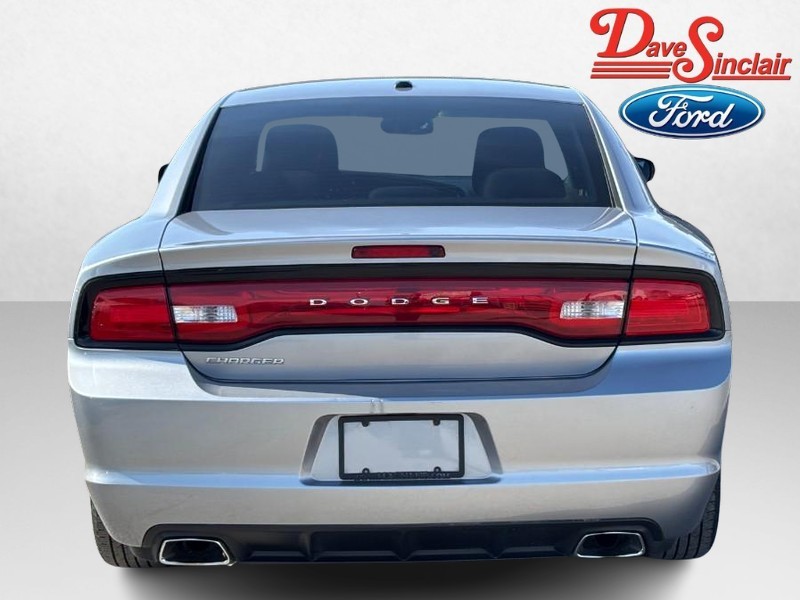 Dodge Charger Vehicle Full-screen Gallery Image 08