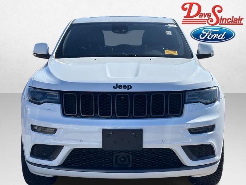 Jeep Grand Cherokee Vehicle Image 02