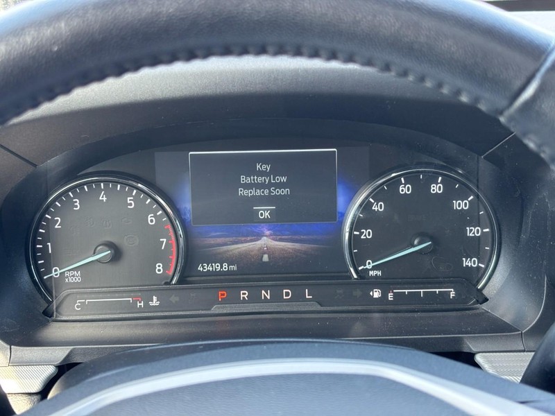 Ford Explorer Vehicle Image 21