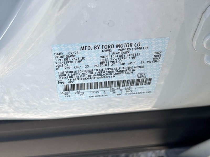 Ford Explorer Vehicle Image 25