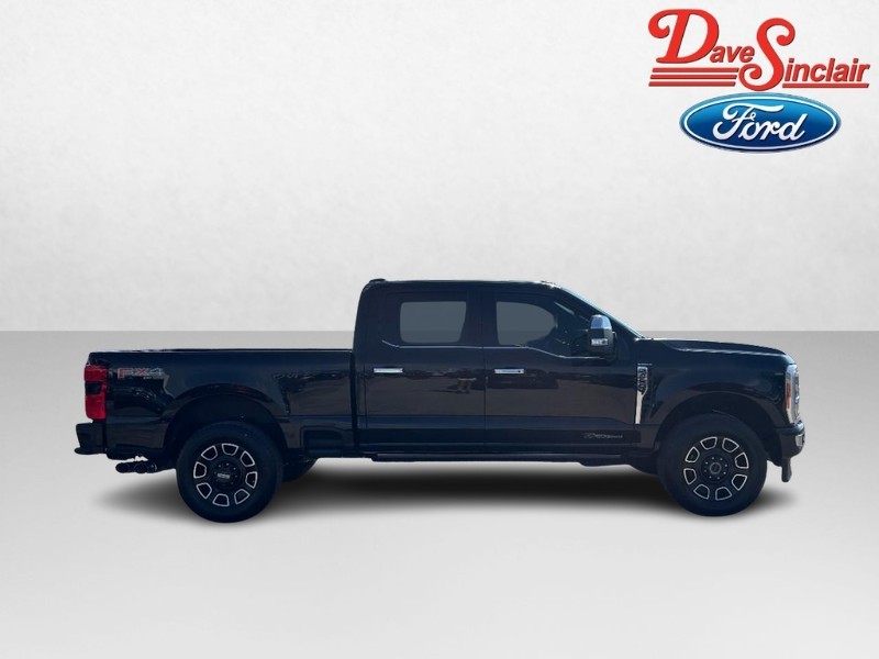 Ford Super Duty F-250 SRW Vehicle Image 05