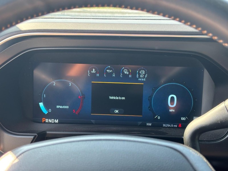 Ford Super Duty F-250 SRW Vehicle Image 20