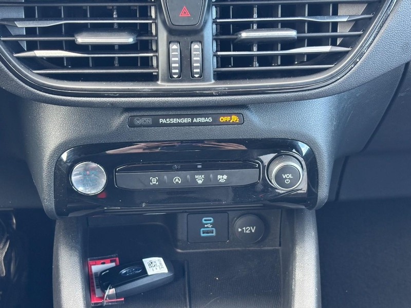 Ford Escape Vehicle Image 22