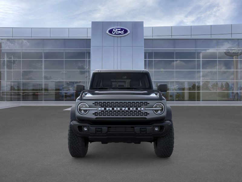 Ford Bronco Vehicle Full-screen Gallery Image 08