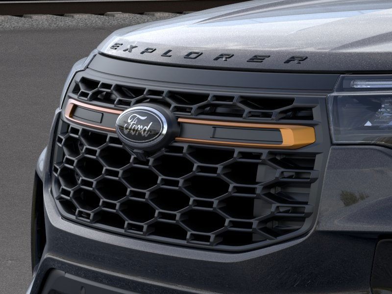 Ford Explorer Vehicle Image 19
