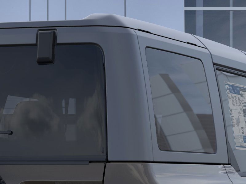 Ford Bronco Vehicle Full-screen Gallery Image 27