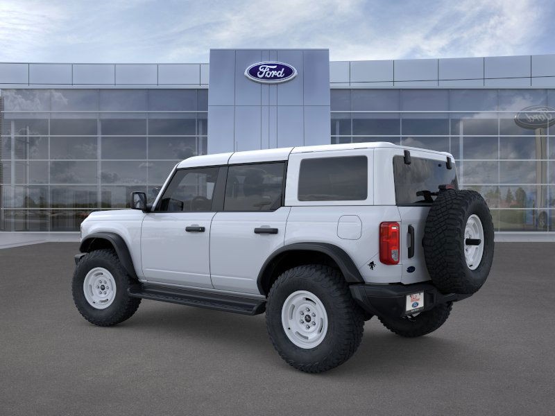 Ford Bronco Vehicle Full-screen Gallery Image 05