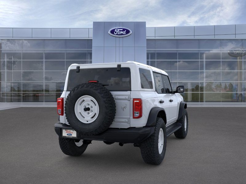 Ford Bronco Vehicle Full-screen Gallery Image 10