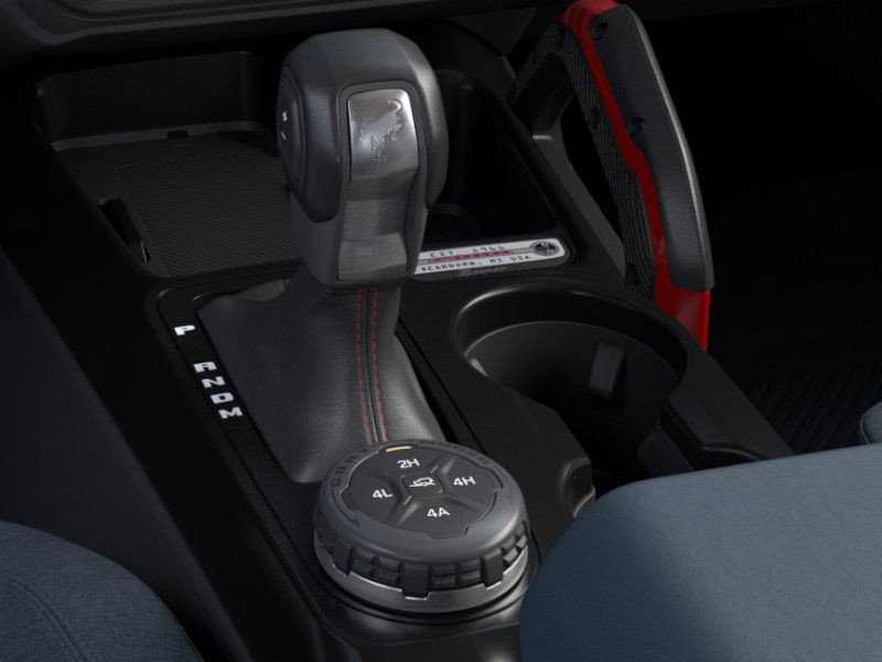 Ford Bronco Vehicle Full-screen Gallery Image 19