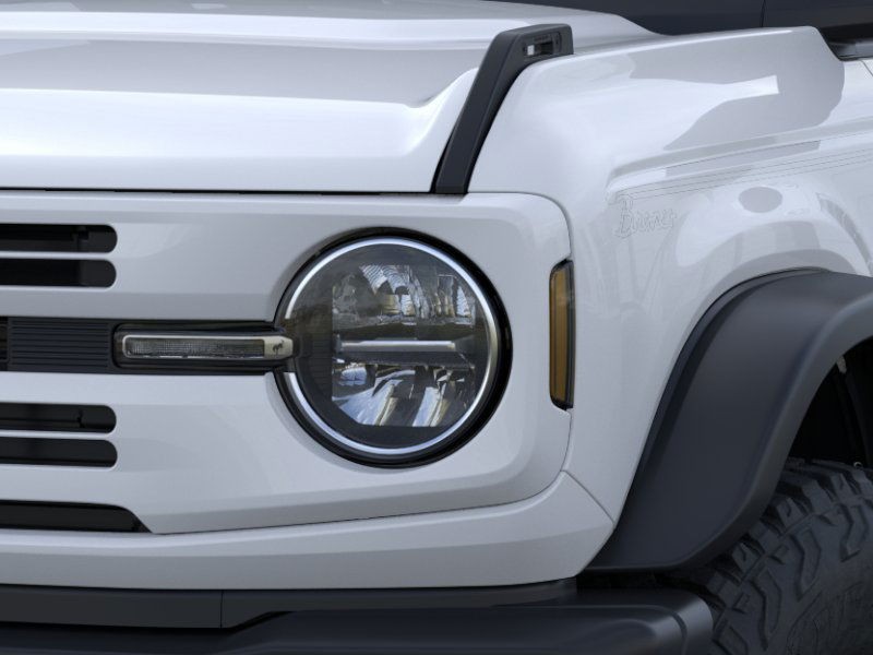 Ford Bronco Vehicle Full-screen Gallery Image 22