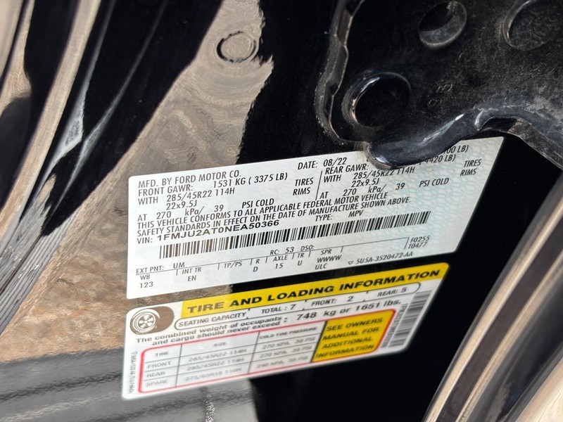 Ford Expedition Vehicle Image 25