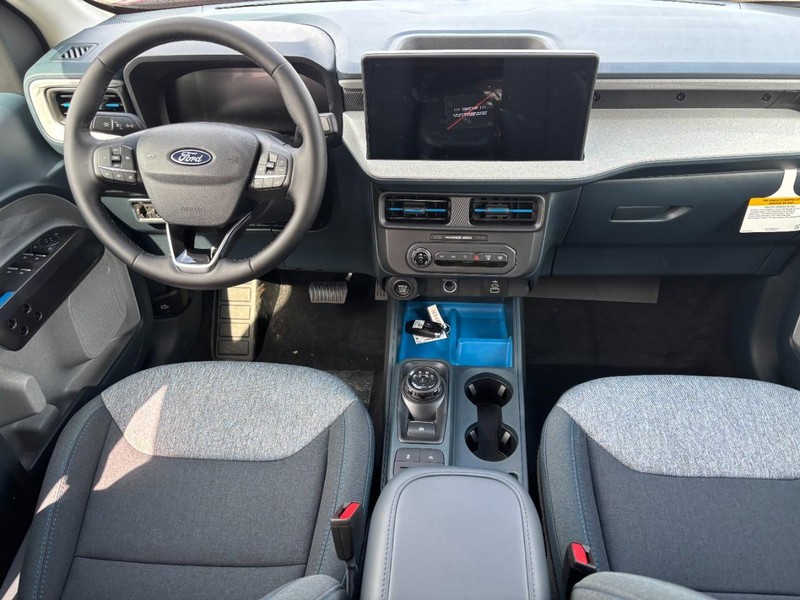 Ford Maverick Vehicle Full-screen Gallery Image 14