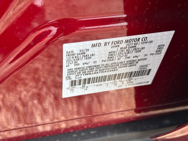 Ford Maverick Vehicle Full-screen Gallery Image 24