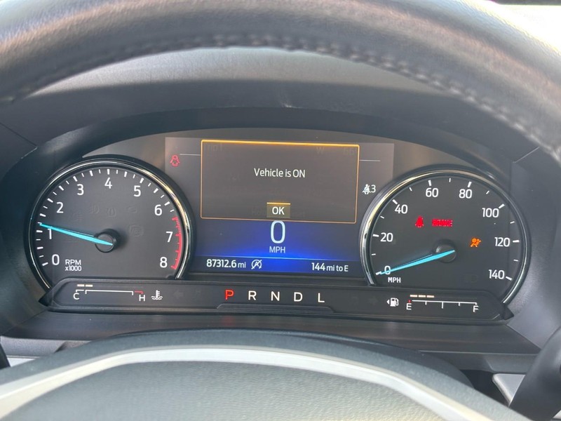 Ford Explorer Vehicle Image 22