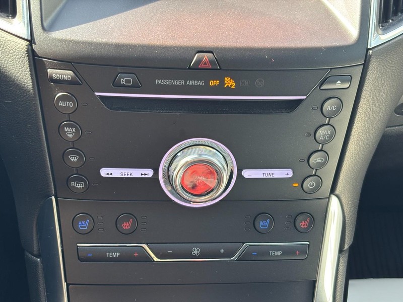 Ford Edge Vehicle Image 25