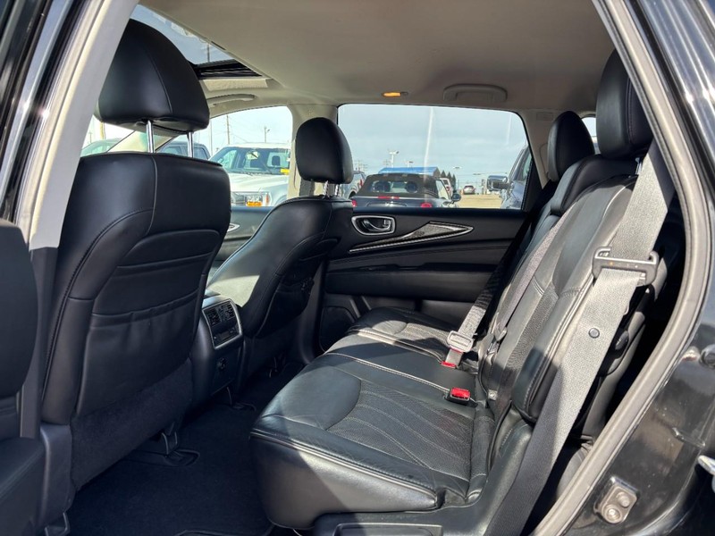 INFINITI QX60 Vehicle Image 13