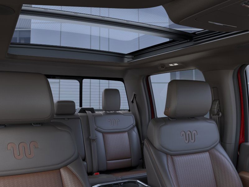 Ford F-150 Vehicle Full-screen Gallery Image 24