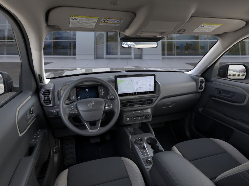 Ford Bronco Sport Vehicle Full-screen Gallery Image 11