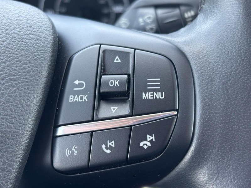 Ford Transit Passenger Wagon Vehicle Image 20