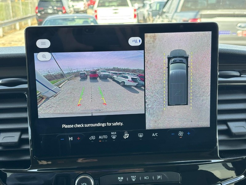 Ford Transit Passenger Wagon Vehicle Image 23