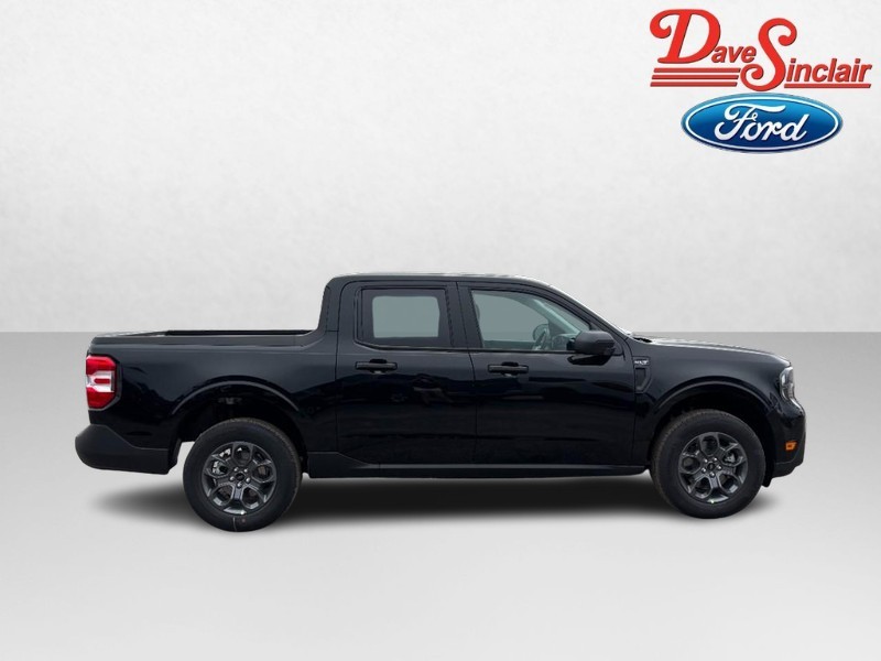 Ford Maverick Vehicle Full-screen Gallery Image 05