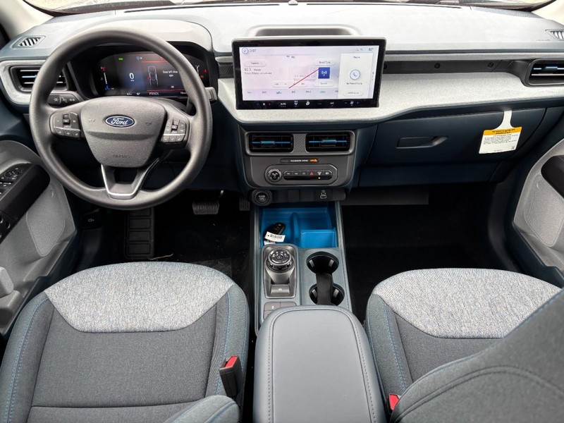 Ford Maverick Vehicle Full-screen Gallery Image 14
