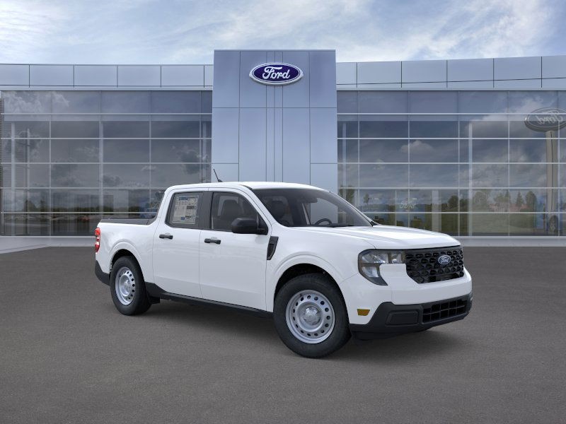 Ford Maverick Vehicle Full-screen Gallery Image 09