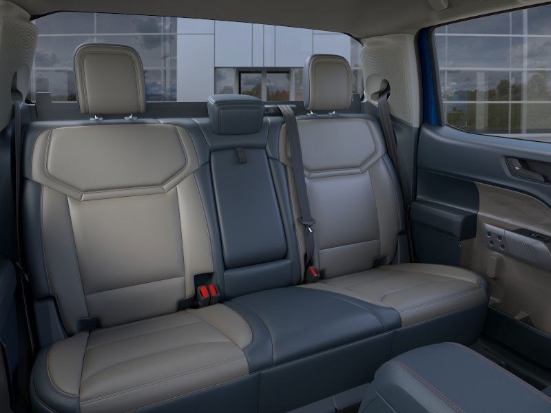 Ford Maverick Vehicle Image 13