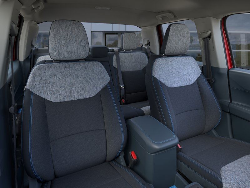 Ford Maverick Vehicle Image 12