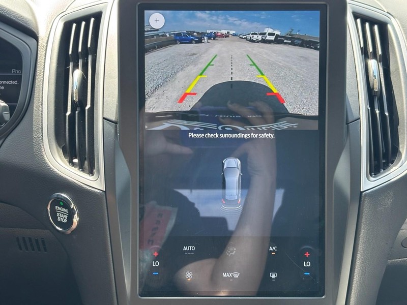 Ford Edge Vehicle Image 22