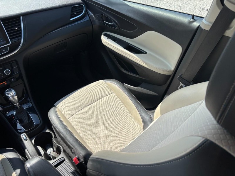 Buick Encore Vehicle Image 15