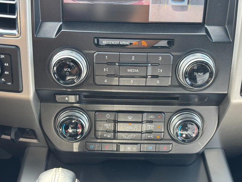 Ford F-150 Vehicle Image 23