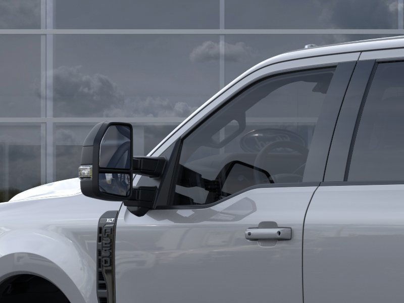 Ford Super Duty F-250 SRW Vehicle Image 22