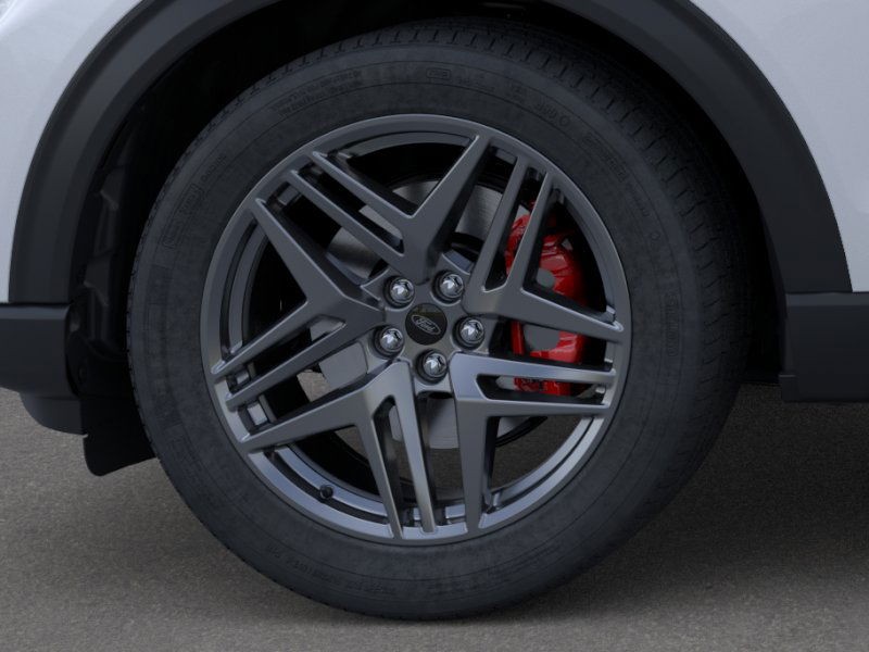 Ford Explorer Vehicle Image 21