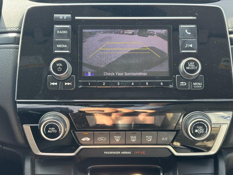 Honda CR-V Vehicle Image 23