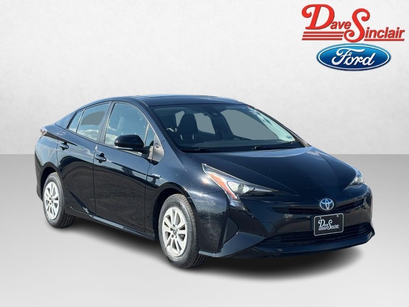 Toyota Prius Vehicle Image 04