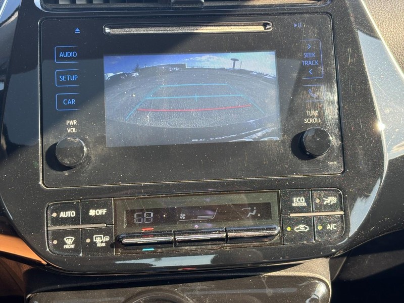 Toyota Prius Vehicle Image 22